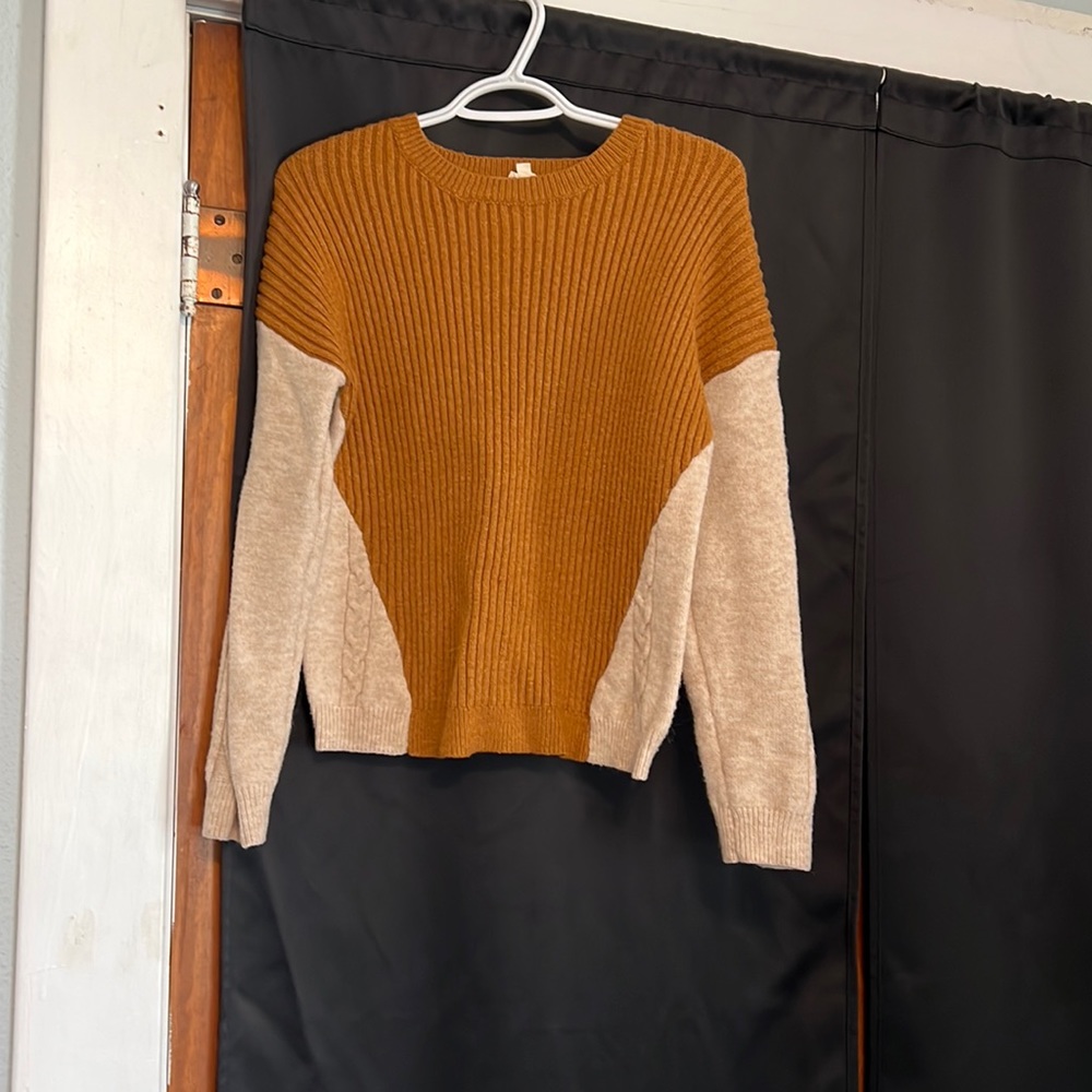 Burnt orange and cream sweater